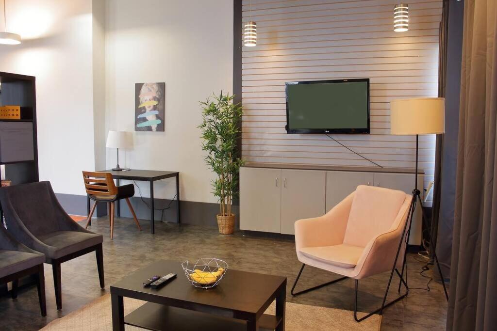 Suite #B, Industrial Styling, Ac Halifax Ngoại thất bức ảnh