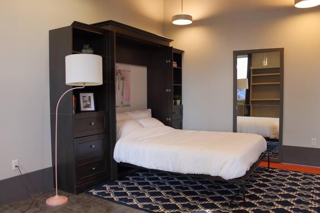 Suite #B, Industrial Styling, Ac Halifax Ngoại thất bức ảnh